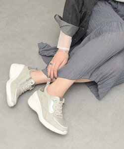 Round About yRound Aboutzq[AbvXj[J[ uWbgo[L V[YEC Xj[J[ uE Vo[ zCgyz