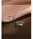 バタフライフックピアス