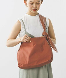 BEAMS HEART WOMEN BEAMS HEART / フェイクレザー 結びハンドルバッグ ビームス ハート バッグ その他のバッグ ホワイト ブラック【送料無料】