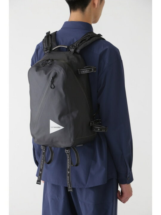 楽天市場】and wander waterproof daypack アンドワンダー バッグ 