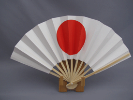 小さめ日の丸扇子6.5寸 日の丸 扇子 お祭り 応援グッズ 日本国旗 ジャパン 学園祭 イベント 子ども会 記念品 贈答品 海外土産 土産 プレゼント 誕生日ギフト 末廣 縁起物 日本製 日本 和服 着物 浴衣 敬老の日 ギフト 内祝い japan made in japan fan