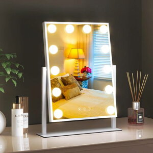 YOLEOϋD~[LEDnEbh~[12LEDdPxpx3[hF邳߉\360x]RpNgϋledLEDX^h~[10{g勾tCN~[USBdc