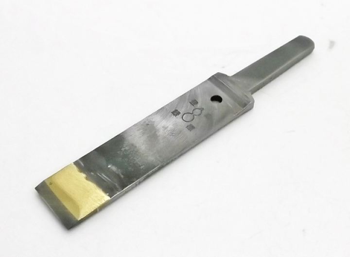 楽天市場】タガネ ひょうたん印瓦用タガネ 超硬合金付き 19ミリ（6分