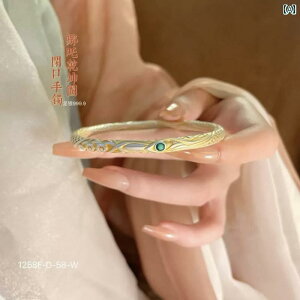 IV oO uXbg  S 999  ~ uXbg  W WF  j̎q ܂ `Ci g _ g a