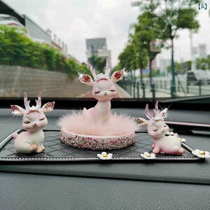  u  S    i 2025  ZfXxc BMW AEfB CeA ANZT[   