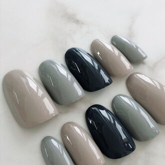 楽天市場 ネイルチップ サイズオーダーネイルチップ 成人式ネイルチップ ブライダルネイルチップ 大人ネイル 結婚式 卒業 入学 ショートネイル チップ シンプルネイルチップ 短い ジェルネイル オーバル ラウンド スモーキーマツコネイルなブルーグレー系