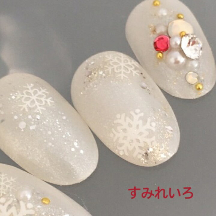 楽天市場 ネイルチップ デザイン つけ爪 かわいい シンプル ショート ロング シンプル プレゼント 母 Nail 冬 短い爪 小さい爪 大きい爪 ベリーショート ちび爪 付け爪 ジェルネイル パールホワイトスノーストーン盛りシルバーラメネイル すみれいろネイル