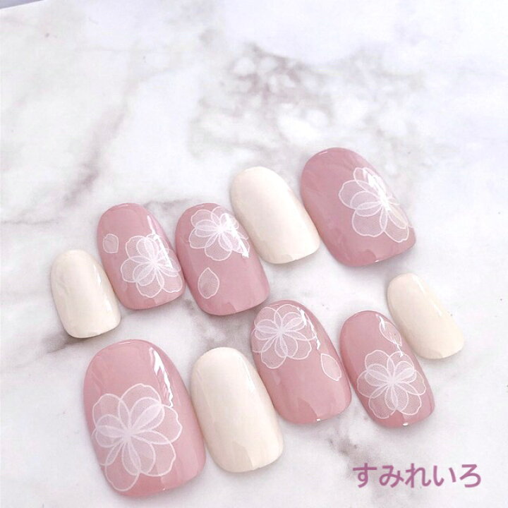 楽天市場 ネイルチップ つけ爪 かわいい デザイン シンプル ショート ロング シンプル 成人式 Nail プレゼント 母 短い爪 小さい爪 大きい爪 ベリーショート ちび爪 結婚式 ウェディング 付け爪 ジェルネイル スモーキーピンクラインフラワーアイボリー すみれいろネイル