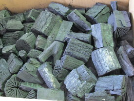 ☆愛媛クヌギ　特用　切端　菊花　茶炭　7.5kg（20190822002）