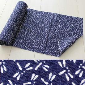 東京いろは　小紋柄手拭反物　柄：とんぼ（反−8）　長さ：約8.5m　／　幅：約33cm　[ 手拭い 手ぬぐい てぬぐい 祭り用品 祭り衣装 鉢巻き はちまき ねじりはちまき ねじり鉢巻き 六尺ふんどし 六尺褌 三尺帯 三尺巻き帯 巻帯 ]