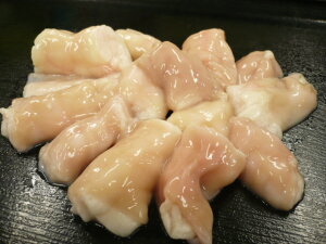 格安!!国産牛ホルモン丸腸 200g もつ鍋やホルモン焼きに最高!! 牛肉 冷凍 国産