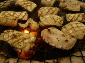 国産 牛のコリコリ （タケノコ、ヨメナカセ、ハツ元） 200g 国産 牛肉