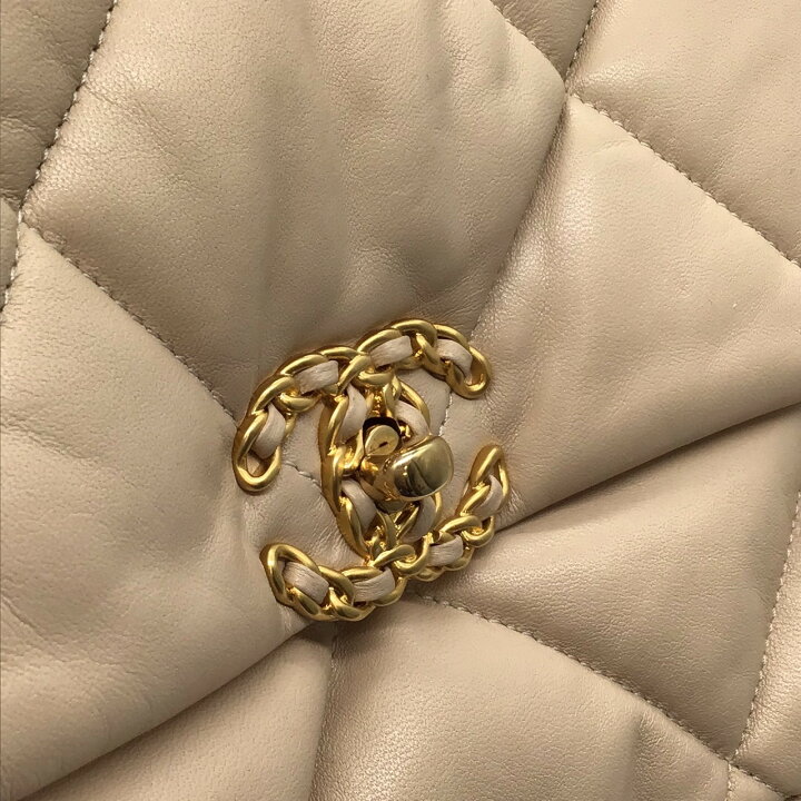 楽天市場】【中古】CHANEL シャネル 19 ディズヌフ ナインティーン
