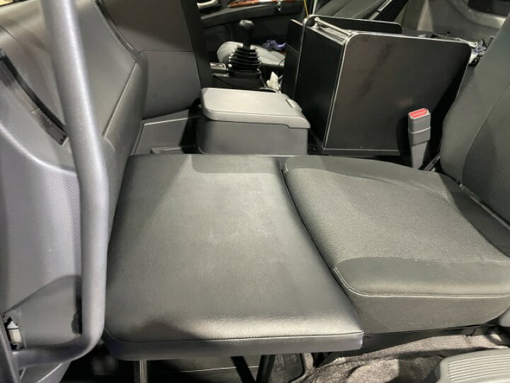 楽天市場 いすゞ ファイブスターギガ 07フォワード コンドル 助手席 オットマン 標準 ワイド マット 荷物置き 助手席マット ベース板 フラットマット コンソール ボード ベース センターベース センターボード フラット 15 内装 寝台 新型 ベッド 板 収納 棚