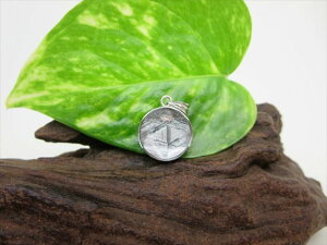 yy_ggbvzMxIiS覐΁jiAAA2.8g13.4×6mmZ䊐yӕʍς݁z