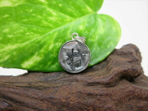 yy_ggbvzMxIiS覐΁jiAAA2.8g13.4×6mmZ䊐yӕʍς݁z