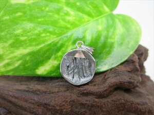 yy_ggbvzMxIiS覐΁jiAAA2.8g13.4×6mmZ䊐yӕʍς݁z