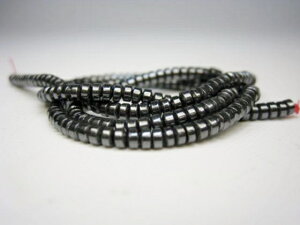 yA菤izw}^Cg{^Jbg3.2×2mm