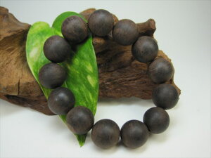 【ブレスレット】キャラ(伽羅)ベトナム産品質AAAΦ18±0.2mm【一点物】