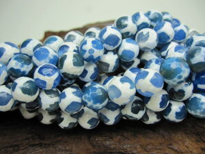 【連売り商品】亀甲長寿天珠・ブルー多面カットΦ8.2±0.2mm