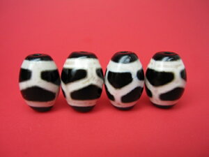 �y�`�x�b�g�V��z�T�b�����V��������H14×��10±0.5mm