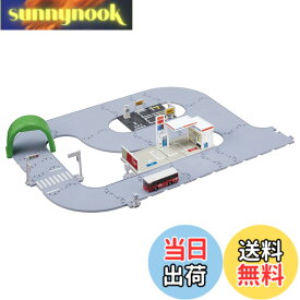 【送料無料】タカラトミー トミカ まちやどうろがいっぱい! トミカタウンセット (トミカ付き) ミニカー おもちゃ 3歳以上