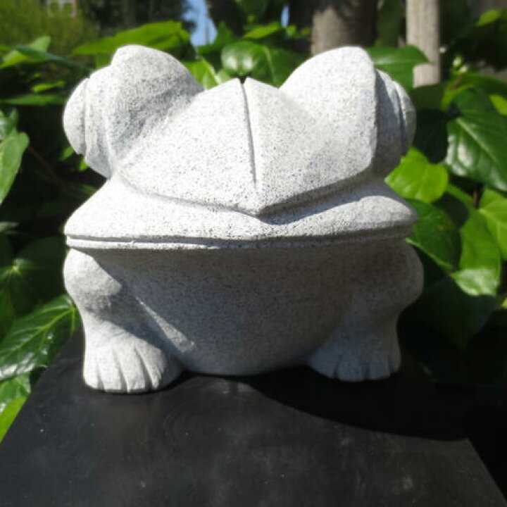 楽天市場】かえる カエル 全長33cm 置物 置き物 雑貨 御影石のオブジェ 