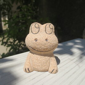 かえる カエル 茶色砂岩 置物 置き物 雑貨 蛙 グッズ 石のフロッグ 1個 Frog 送料無料