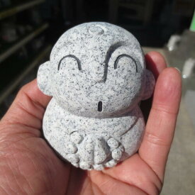 ちいさい おじぞうさん おじぞうさま かわいい 癒しのお地蔵さん 置物 地蔵 みかげ石 GZ-004 送料無料！