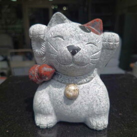 両手を挙げた まねきねこ 招き猫 招福 ネコ 高さ13cm約1.3kg