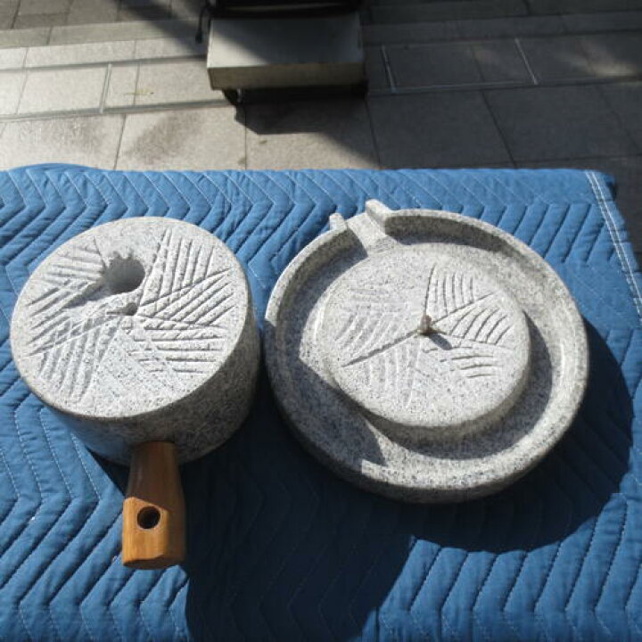 楽天市場】石臼 （いしうす） ひき臼 （ひきうす）御影石 20型 約17kg 