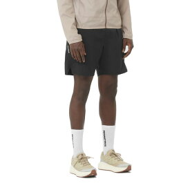 【10％OFFクーポン対象！5/21まで】サロモン（SALOMON）（メンズ）SHKout CORE 7 NO LINER ショートパンツ LC2450800