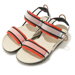Um[XtFCX THE NORTH FACE T_ XL[i X|[cT_ NF0A5JC6 M SKEENA SPORT SANDAL-8F1_SANDSTONE/TNF_BLACKyVz