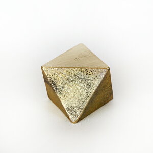 FUTAGAMI�^�J�̐����p�i�^�J�E�����̃y�[�p�[�E�F�C�g �O�p