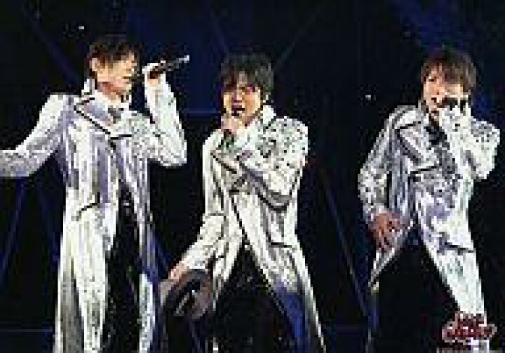 楽天市場 中古 生写真 ジャニーズ アイドル V6 V6 坂本昌行 井ノ原快彦 長野博 横型 衣装銀 センター井ノ原 背景青 ライブフォト th Century 公式生写真 ネットショップ駿河屋 楽天市場店