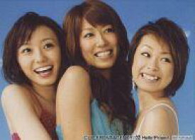 【中古】生写真(ハロプロ)/アイドル/カントリー娘。 カントリー娘。/みうな・里田まい・あさみ/横型・バストアップ・衣装赤・青・黄色・目線右・背景水色・トレカサイズ/公式生写真
