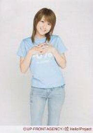 【中古】生写真(ハロプロ)/アイドル/ココナッツ娘。 ココナッツ娘。/アヤカ/膝上・Tシャツ水色・「-6%」・両手胸・背景白/公式生写真