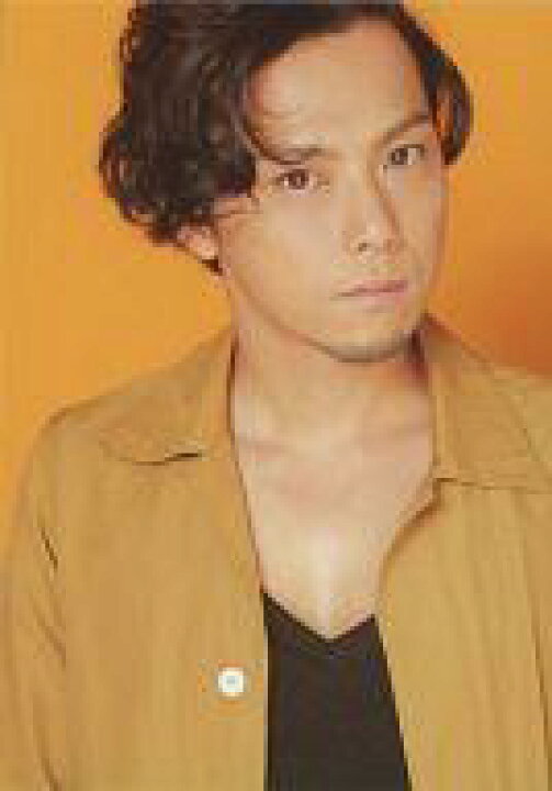 楽天市場 中古 生写真 男性 俳優 声優 増田裕生 バストアップ 衣装黄色 黒 顔傾げ 背景オレンジ 増田裕生 Birthdayイベント 物販写真 ネットショップ駿河屋 楽天市場店