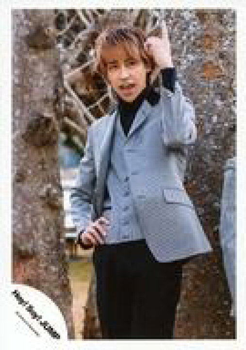 楽天市場 日24時間限定 エントリーでp最大26 5倍 中古 生写真 ジャニーズ アイドル Hey Say Jump Hey Say Jump 八乙女光 膝上 衣装グレー白黒 右手腰 左手人差し指立て 口開き 木 Funky Time Pv ジャケ写撮影 公式生写真 ネットショップ駿河屋 楽天