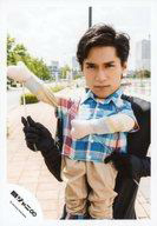 楽天市場 中古 生写真 ジャニーズ アイドル 関ジャニ 関ジャニ 錦戸亮 上半身 衣装黒タイツ 人形衣装水色 チェック柄 右手上げ 野外 言ったじゃないか 公式生写真 ネットショップ駿河屋 楽天市場店