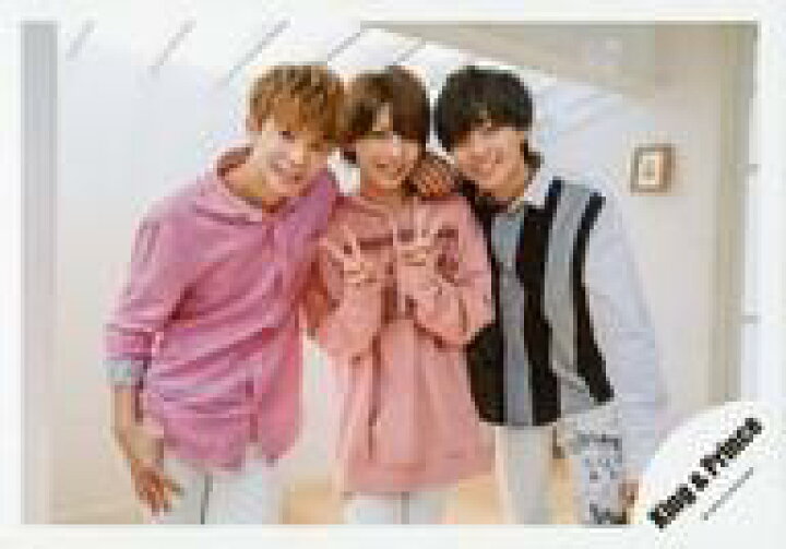 楽天市場 中古 生写真 ジャニーズ アイドル King Prince King Prince 岸優太 岩橋玄樹 永瀬廉 横型 膝上 衣装 ピンク 黒 白 グレー 岩橋両手ピース シングル Memorial Mv ジャケ写撮影オフショット 公式生写真 ネットショップ駿河屋 楽天市場店