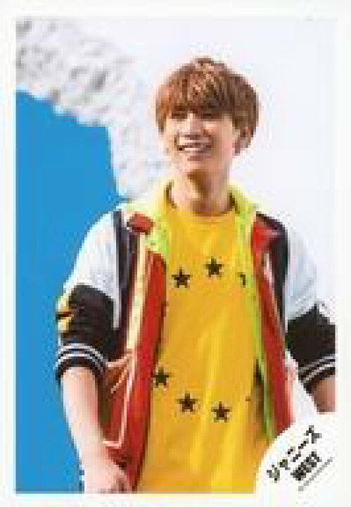 楽天市場 中古 生写真 ジャニーズ アイドル ジャニーズwest ジャニーズwest 藤井流星 上半身 衣装黄色赤白黒 目線左 スタートダッシュ アカツキ Mv ジャケ写撮影オフショット 公式生写真 ネットショップ駿河屋 楽天市場店