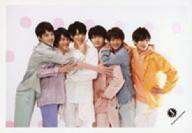 【中古】生写真(ジャニーズ)/アイドル/東京B少年 東京B少年/集合(6人)/横型・膝上・佐藤右手親指人差し指顎・浮所左手腰・目線右・背景白ピンク/「ジャニーズ銀座2018」グッズ撮影オフショット/公式生写真