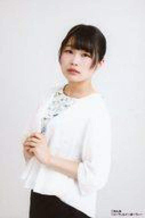 楽天市場 中古 生写真 女性 声優 市原えりさ 上半身 衣装白 青 両手重ね 左向き ごめんね ポストカードサイズ りーでぃんぐ ぱーてぃーvol 5 ブロマイド ネットショップ駿河屋 楽天市場店