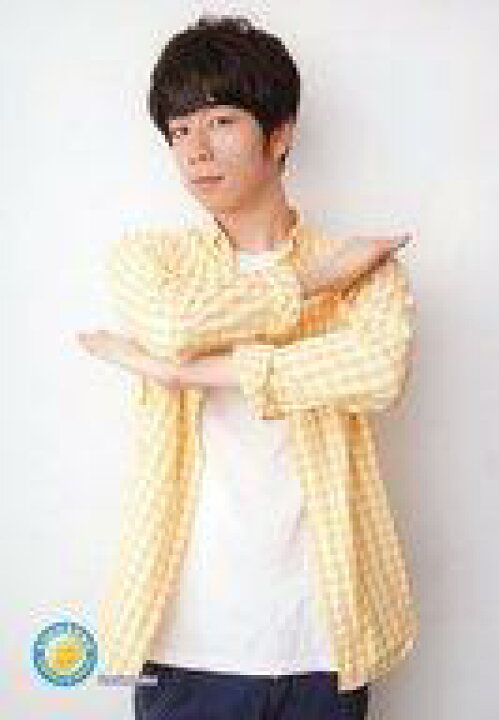 楽天市場 中古 生写真 男性 声優 西山宏太朗 西山宏太朗の健やかな僕ら Dvd発売記念イベント 焼きドーナツ特典ブロマイド ネットショップ駿河屋 楽天市場店