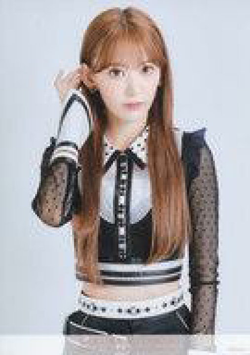 楽天市場 中古 生写真 Akb48 Ske48 アイドル Hkt48 宮脇咲良 Teacher Teacher 衣装 宮脇咲良 卒業コンサートグッズ ランダム メモリアル生写真 ネットショップ駿河屋 楽天市場店