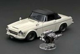 【中古】ミニカー 1/18 DATSUN Fairlady 2000 SR311(ホワイト) With Engine WEB限定モデル [IG2708]