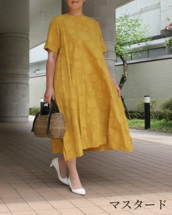 楽天市場 ワンピース 夏 レディース きれいめ ロング 半袖 水玉 ドット 綿麻 コットンリネン マスタード 黄 キナリ 黒 ミセスファッション 40代 50代 60代 ゆったり 大きいサイズ ホームウェア ナチュラルファッション ナチュラル服 軽い 涼しい やわらか 古布と染めの