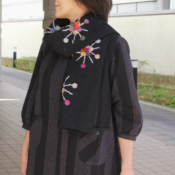 楽天市場】ウールマフラー 刺繍 かわいい 黒 ブラック ブルー 