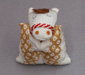 縮緬製・ちりめん製 干支の置物 午年／馬年 お正月飾り　寿　新春、開運招福の縁起物！　萬福　ちりめん拝み午（白）　〈平成26年 2014年 平成二十六年 二〇一四年 十二支十二獣 午年 今年の干支飾り〉